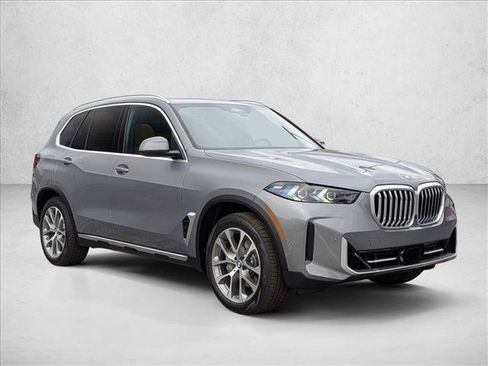 Used 2026 BMW X5 xDrive40i AWD/4WD image 6