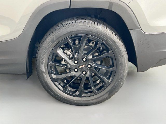 Used 2023 GMC Terrain SLE w/ Driver Convenience Package FWD image 36