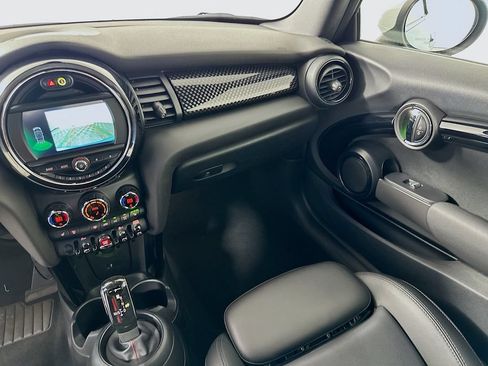Used 2020 MINI Cooper S FWD image 22