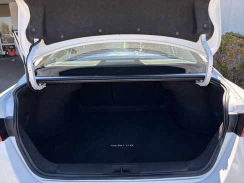 Used 2025 Nissan Sentra SV FWD image 25