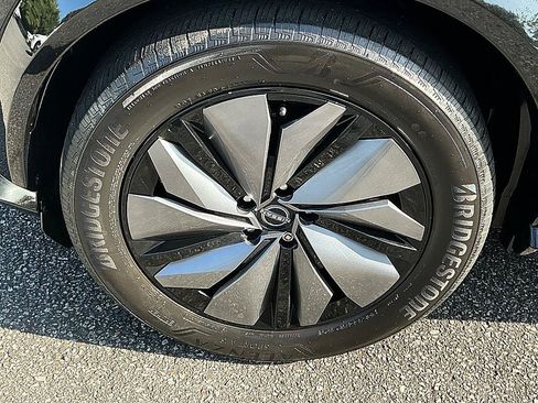 Certified 2023 Nissan Ariya FWD image 10
