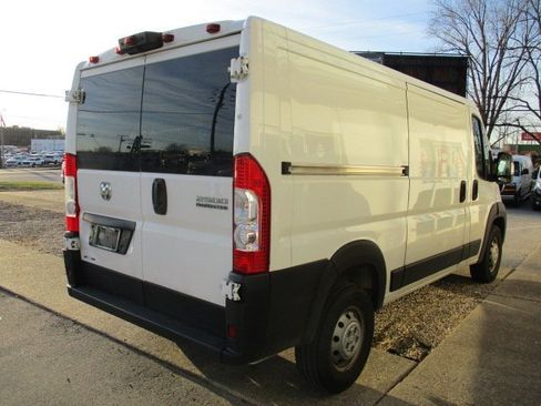 Used 2023 RAM ProMaster 2500 image 4
