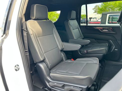 New 2026 GMC Yukon XL Elevation image 50