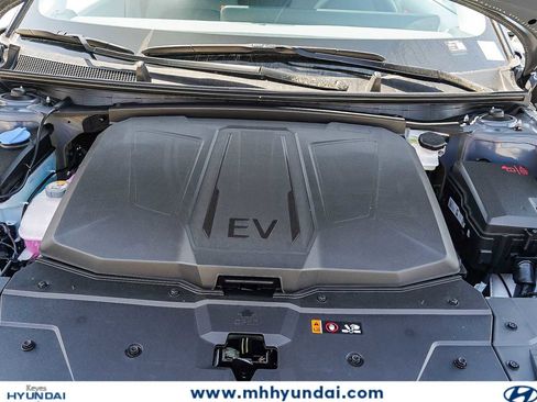New 2026 Hyundai Ioniq 5 SE RWD image 12