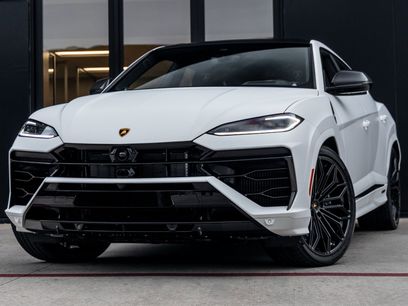 Used 2025 Lamborghini Urus SE
