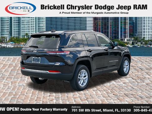 New 2026 Jeep Grand Cherokee Laredo X RWD image 5