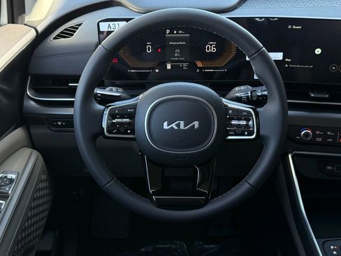 New 2026 Kia Carnival FWD image 14