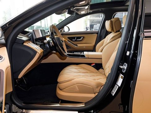 Used 2023 Mercedes-Benz Maybach S 680 4MATIC image 27