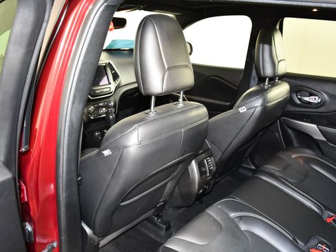 Used 2021 Jeep Cherokee Latitude Lux 80th Anniv w/ Quick Order Package 26U 80TH AWD/4WD image 48