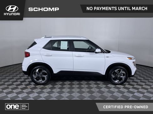 Certified 2022 Hyundai Venue SEL image 1