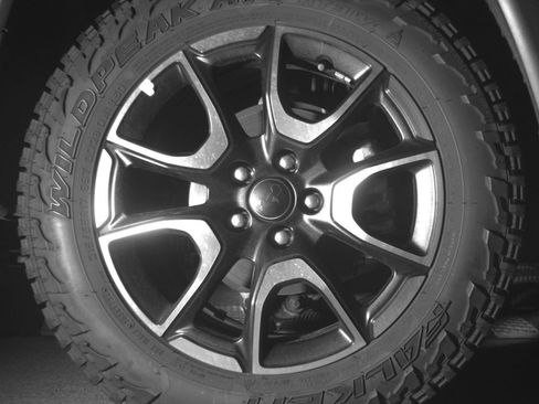 Used 2025 Jeep Compass Trailhawk AWD/4WD image 18