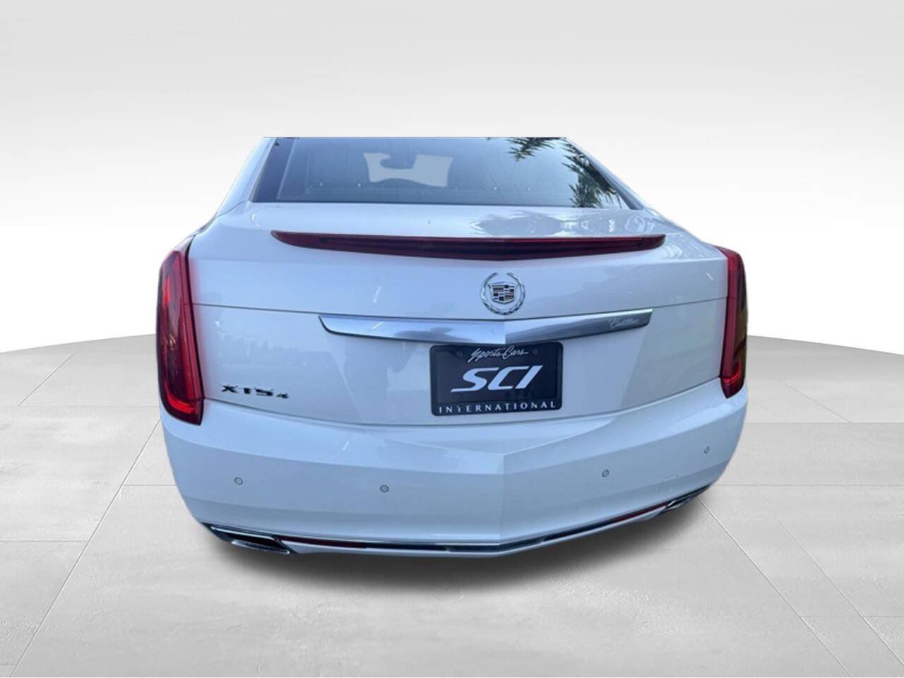 Used 2013 Cadillac XTS Premium AWD/4WD image 4
