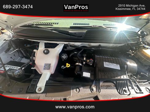 Used 2017 Chevrolet Express 3500 LT w/ LT Preferred Equipment Group image 17