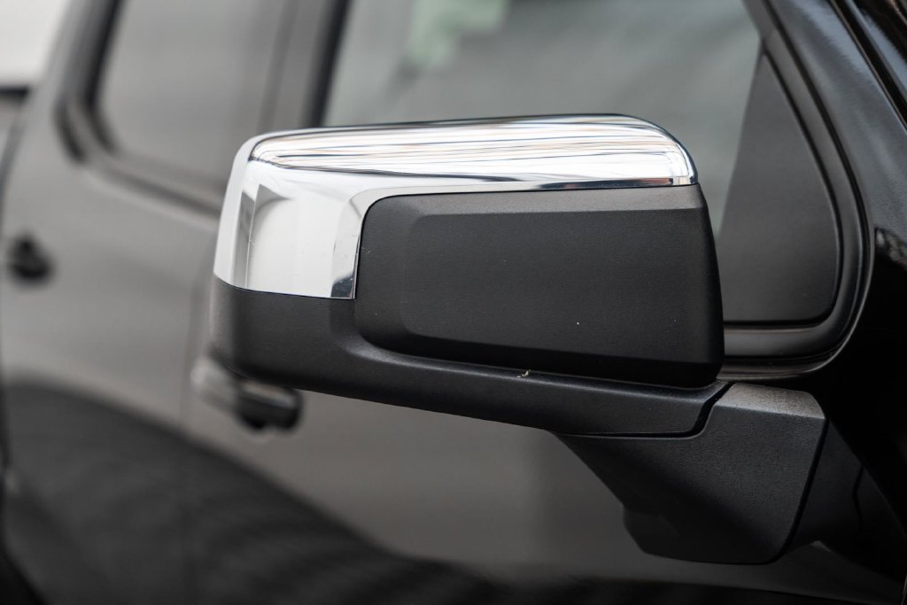 Used 2025 Chevrolet Silverado 1500 LT AWD/4WD image 15