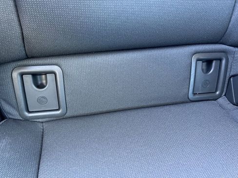 Used 2025 Toyota Corolla LE image 39