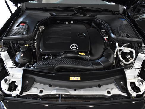 Used 2023 Mercedes-Benz E 350 4MATIC Sedan image 38