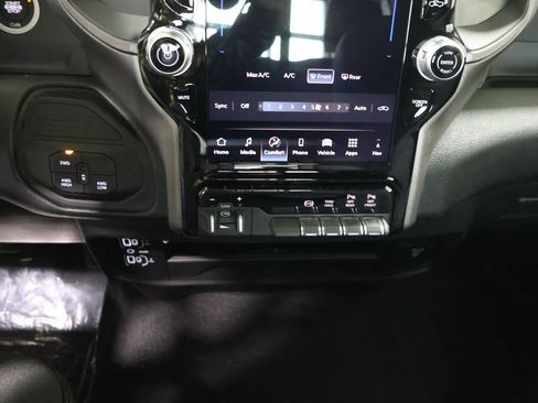 New 2026 RAM 2500 Tradesman image 19