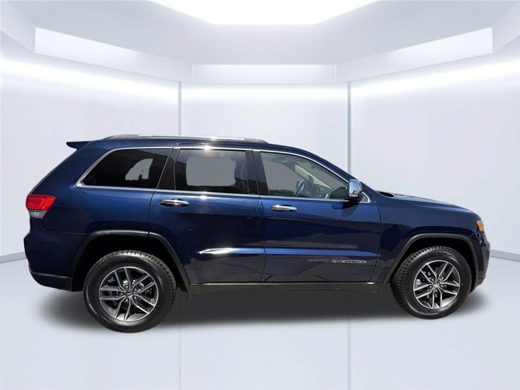 Used 2018 Jeep Grand Cherokee Limited AWD/4WD image 8