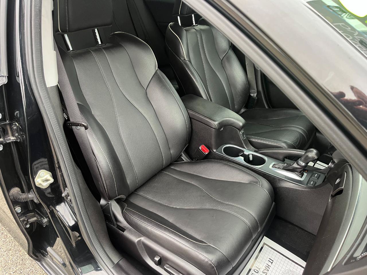 Used 2020 Acura ILX w/ Technology Package FWD image 19