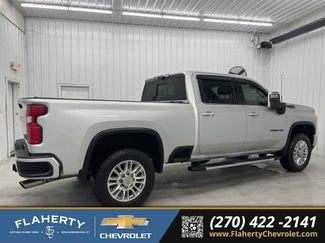 Used 2023 Chevrolet Silverado 2500 High Country video 2