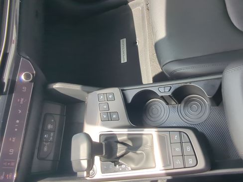 Certified 2026 Kia Sportage SX FWD image 19