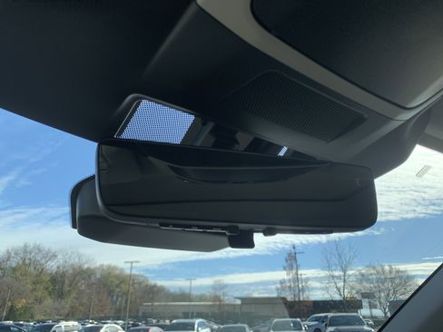 Used 2023 Subaru Outback Touring XT image 27