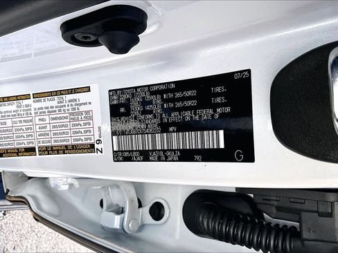 Used 2025 Lexus LX 600 4WD w/ Accessory Package (Z1) image 37