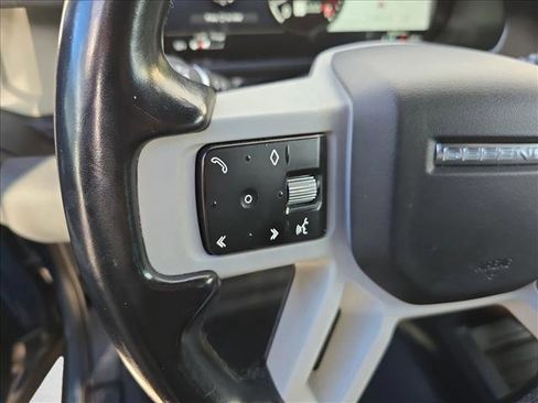 Used 2021 Land Rover Defender 90 X-Dynamic S image 16