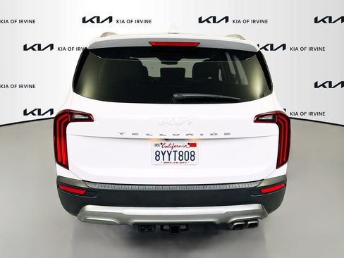 Used 2022 Kia Telluride EX w/ EX Premium Package FWD image 7