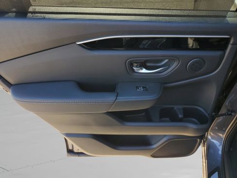 New 2025 Honda Pilot EX-L image 9