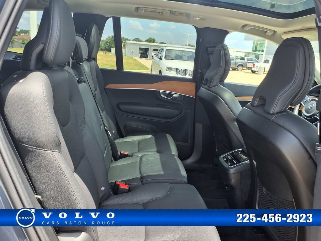 Certified 2024 Volvo XC90 B5 Plus w/ Protection Package Premier AWD/4WD image 21