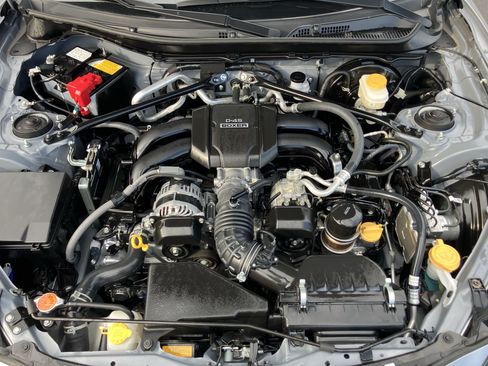 Used 2025 Toyota GR86 Premium w/ Performance Package RWD image 36