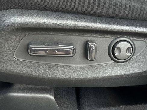 Certified 2023 Honda CR-V EX image 19