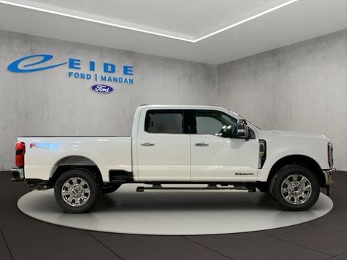 New 2026 Ford F250 Lariat w/ Chrome Package AWD/4WD image 3