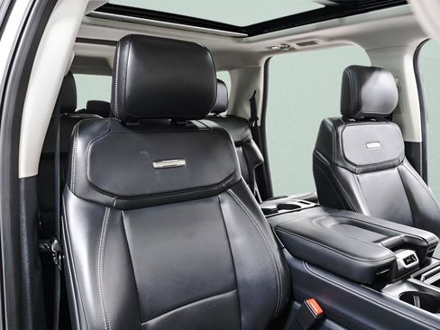 Used 2025 Ford Expedition Max Platinum AWD/4WD image 39