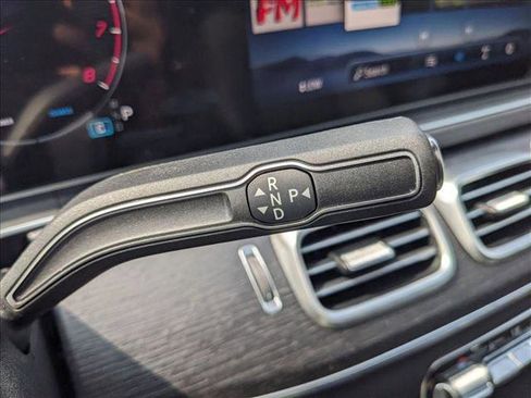 Certified 2025 Mercedes-Benz GLS 450 4MATIC image 11