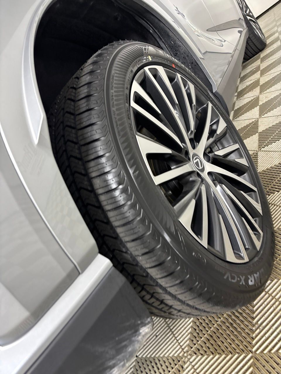 Used 2024 Lexus RX 350 FWD image 33