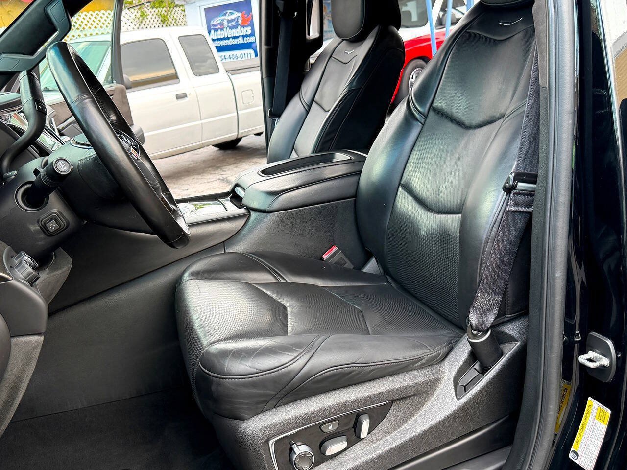 Used 2016 Cadillac Escalade Platinum AWD/4WD image 20