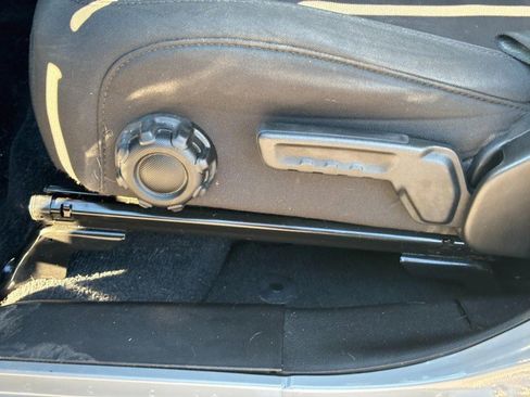 Used 2022 Jeep Wrangler Unlimited Sport image 15