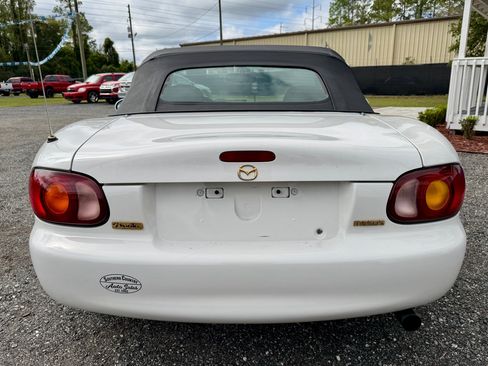 Used 1999 MAZDA MX-5 Miata image 6