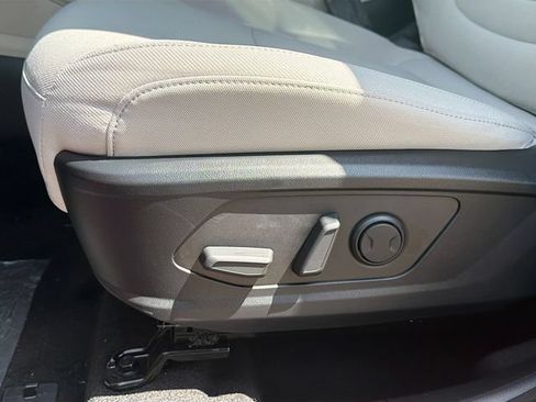 Used 2026 Hyundai Tucson SEL FWD image 19