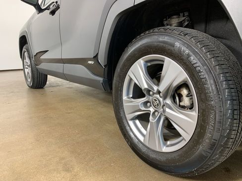 Used 2023 Toyota RAV4 XLE w/ Convenience Package AWD/4WD image 15