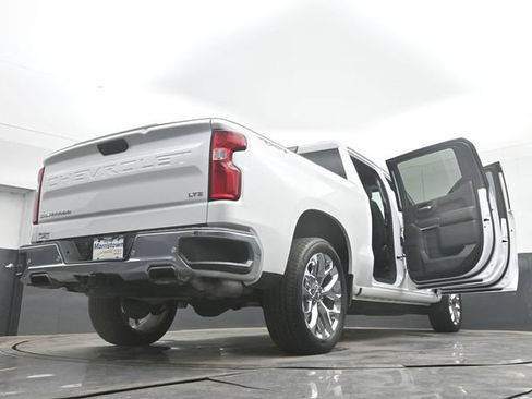 Used 2019 Chevrolet Silverado 1500 LTZ w/ LTZ Plus Package AWD/4WD image 56