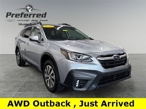 Used 2022 Subaru Outback Premium image 1