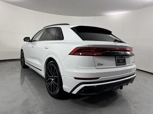 Used 2021 Audi Q8 Prestige AWD/4WD image 31