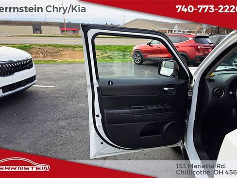 Used 2015 Jeep Patriot High Altitude image 14