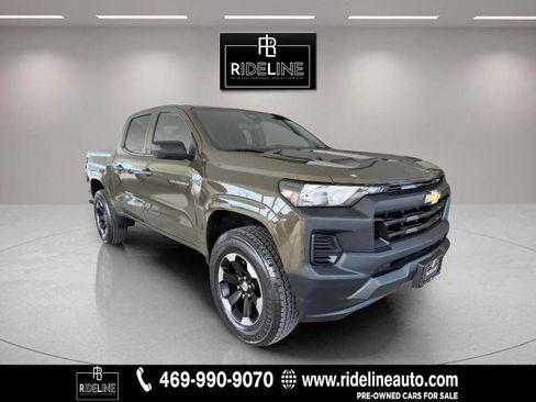 Used 2024 Chevrolet Colorado W/T image 1