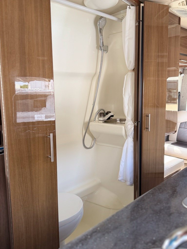 Used 2015 Mercedes-Benz Sprinter 3500 image 22