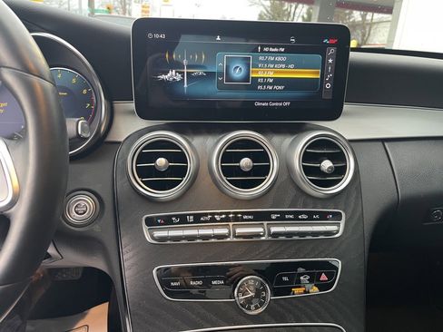 Used 2021 Mercedes-Benz C 300 C 300 image 47