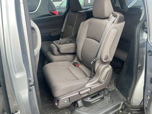 Used 2023 Honda Odyssey EX image 7